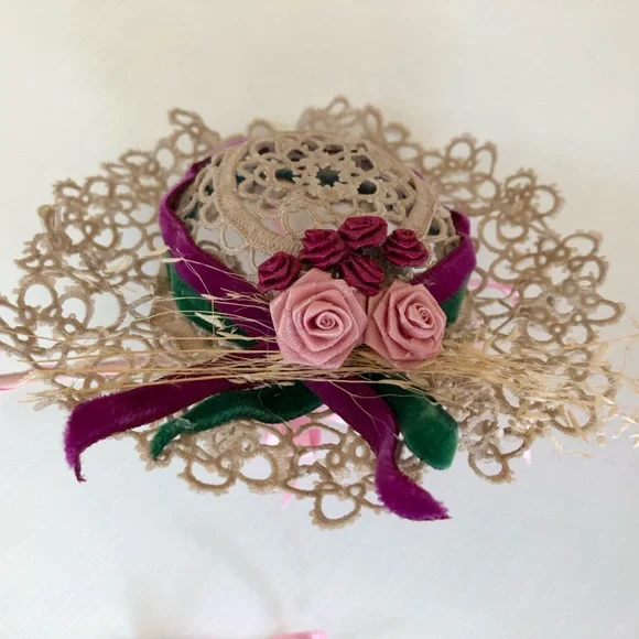 Victorian lace 4" hat Satin roses, velvet ribbon, Mauve, burgundy, Emerald plume - Picture 3 of 11